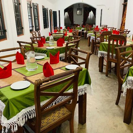 Randiyaepiliyagoda Resort 아비사웰라 외부 사진
