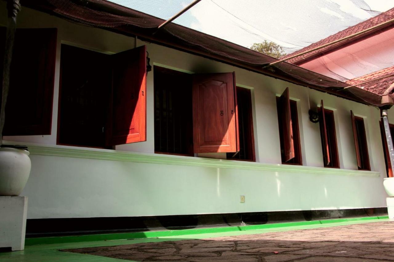 Randiyaepiliyagoda Resort 아비사웰라 외부 사진