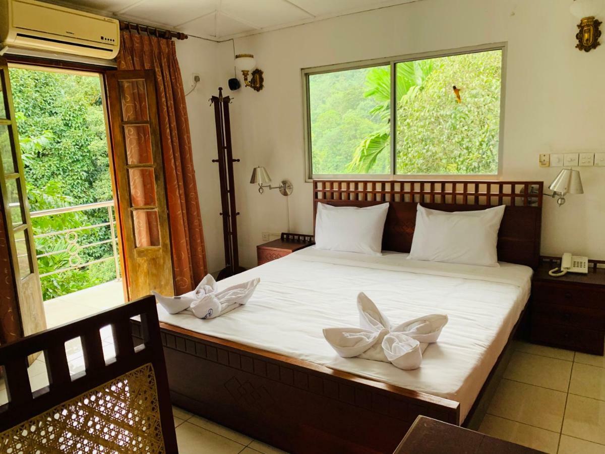 Randiyaepiliyagoda Resort 아비사웰라 외부 사진