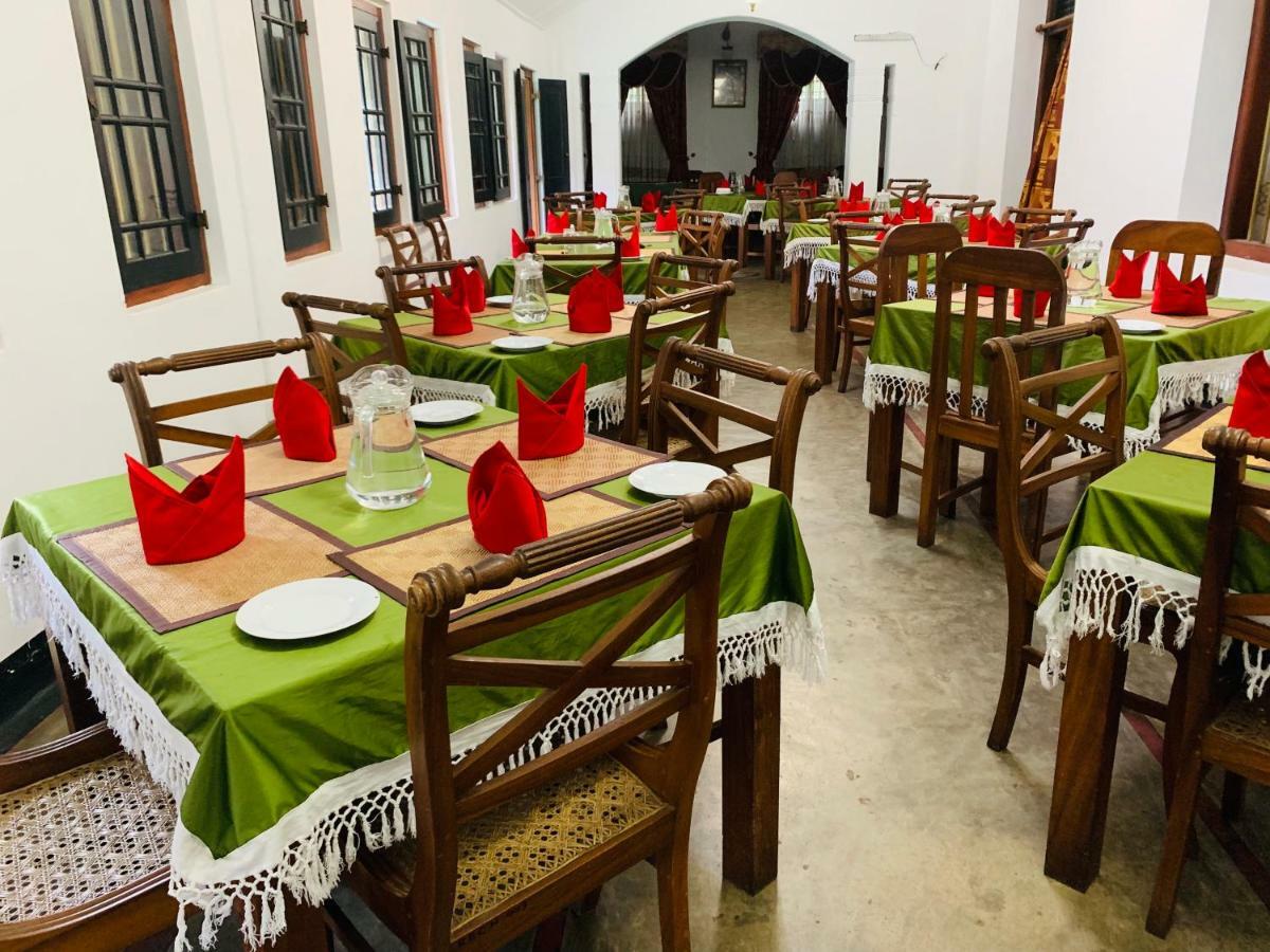 Randiyaepiliyagoda Resort 아비사웰라 외부 사진