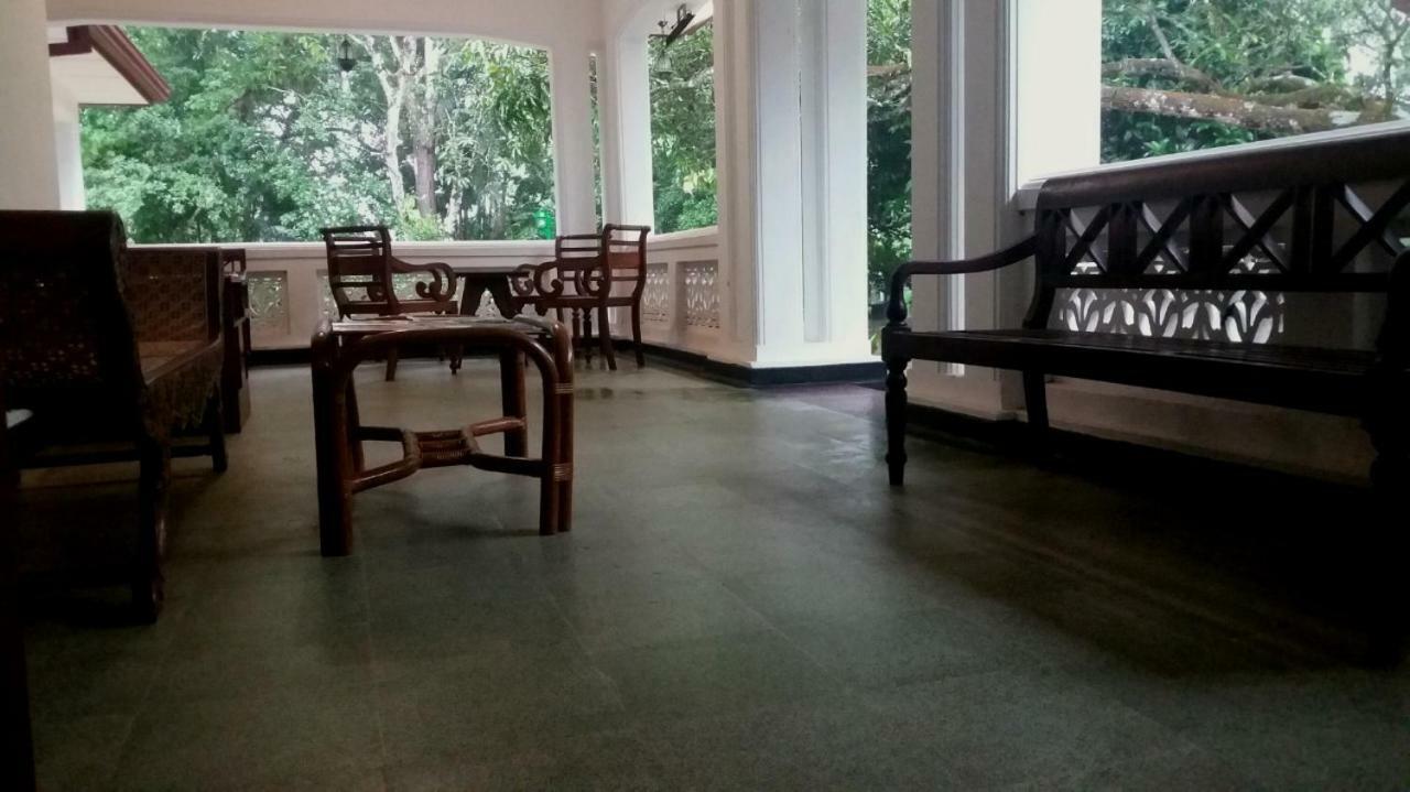 Randiyaepiliyagoda Resort 아비사웰라 외부 사진
