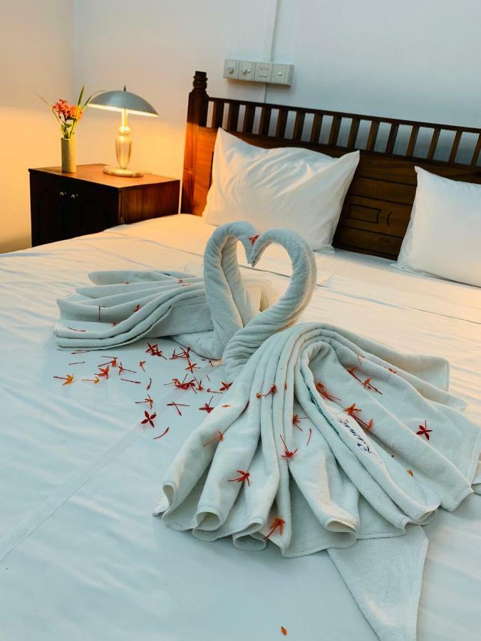 Randiyaepiliyagoda Resort 아비사웰라 외부 사진