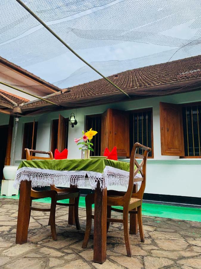 Randiyaepiliyagoda Resort 아비사웰라 외부 사진