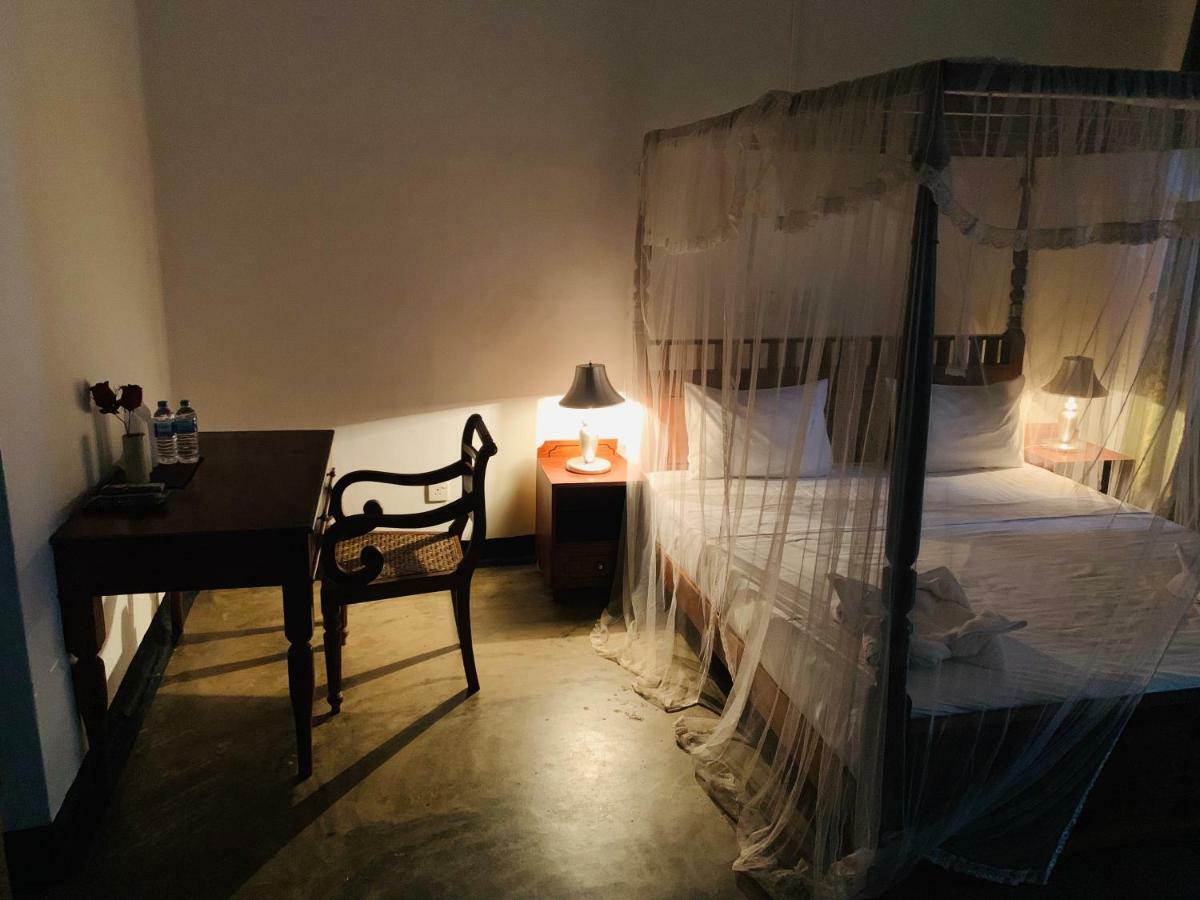 Randiyaepiliyagoda Resort 아비사웰라 외부 사진